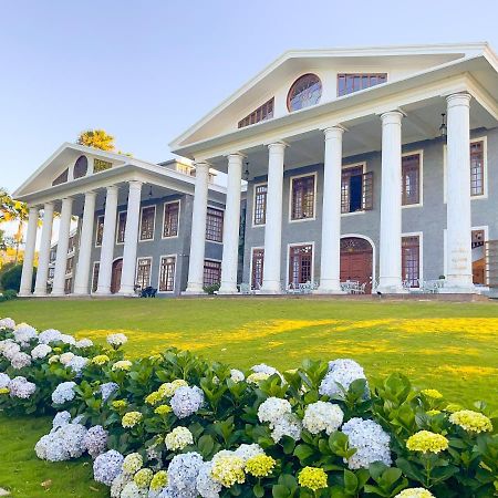 Aroso Paco Hotel 페드라 아줄 외부 사진 The residence of the Ambassador of the United States to the Republic of Korea