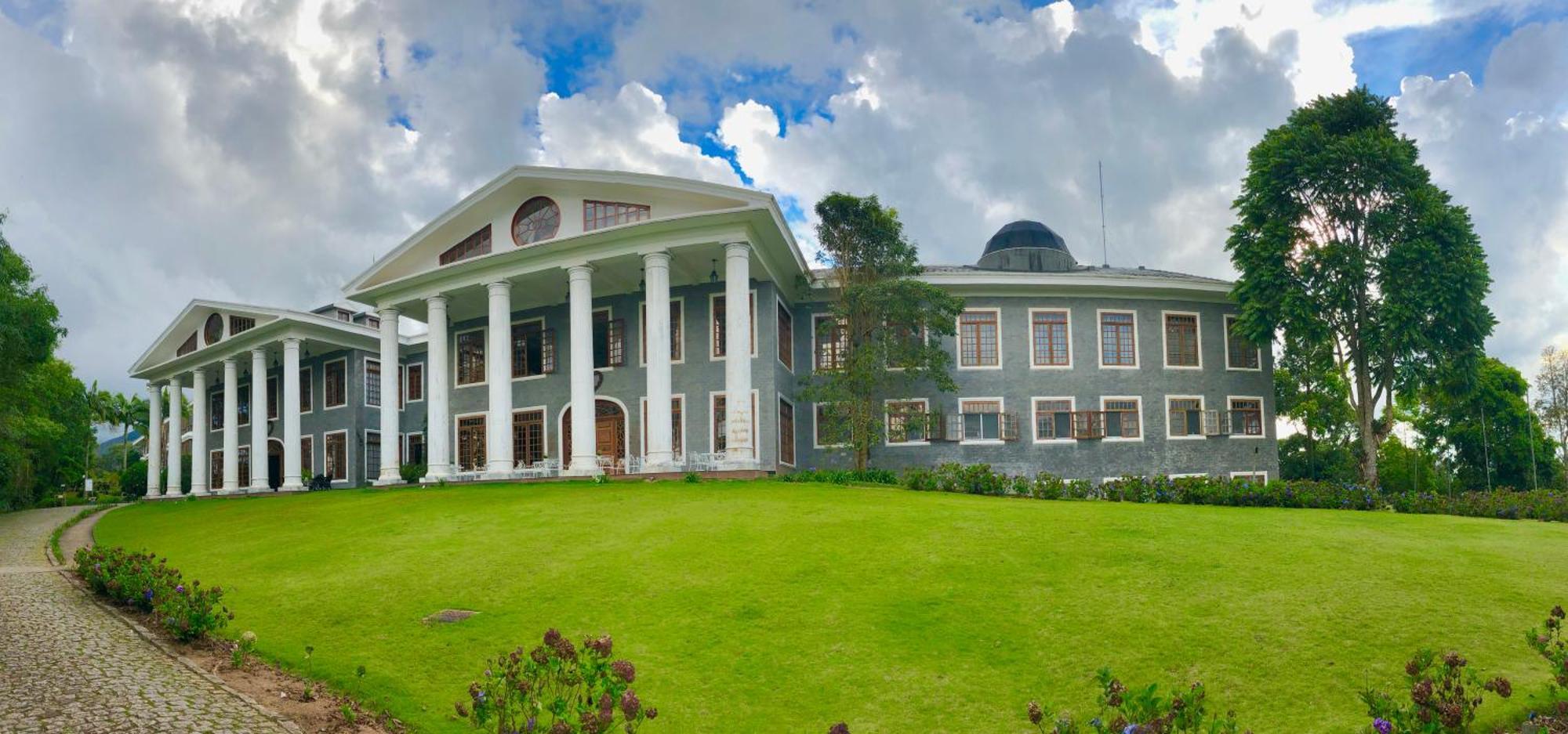 Aroso Paco Hotel 페드라 아줄 외부 사진 University of Ruhuna