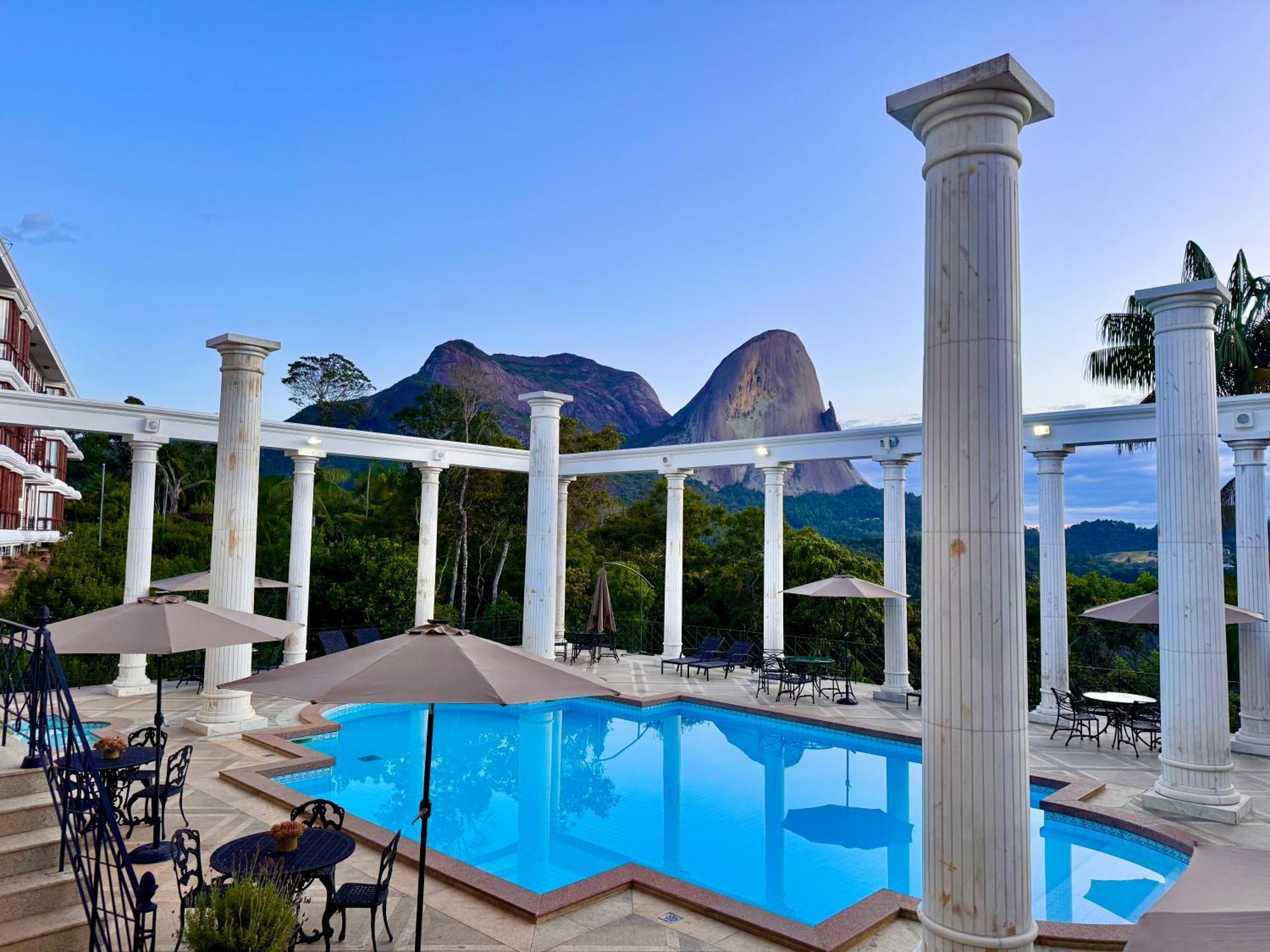 Aroso Paco Hotel 페드라 아줄 외부 사진 The Sugarloaf Mountain
