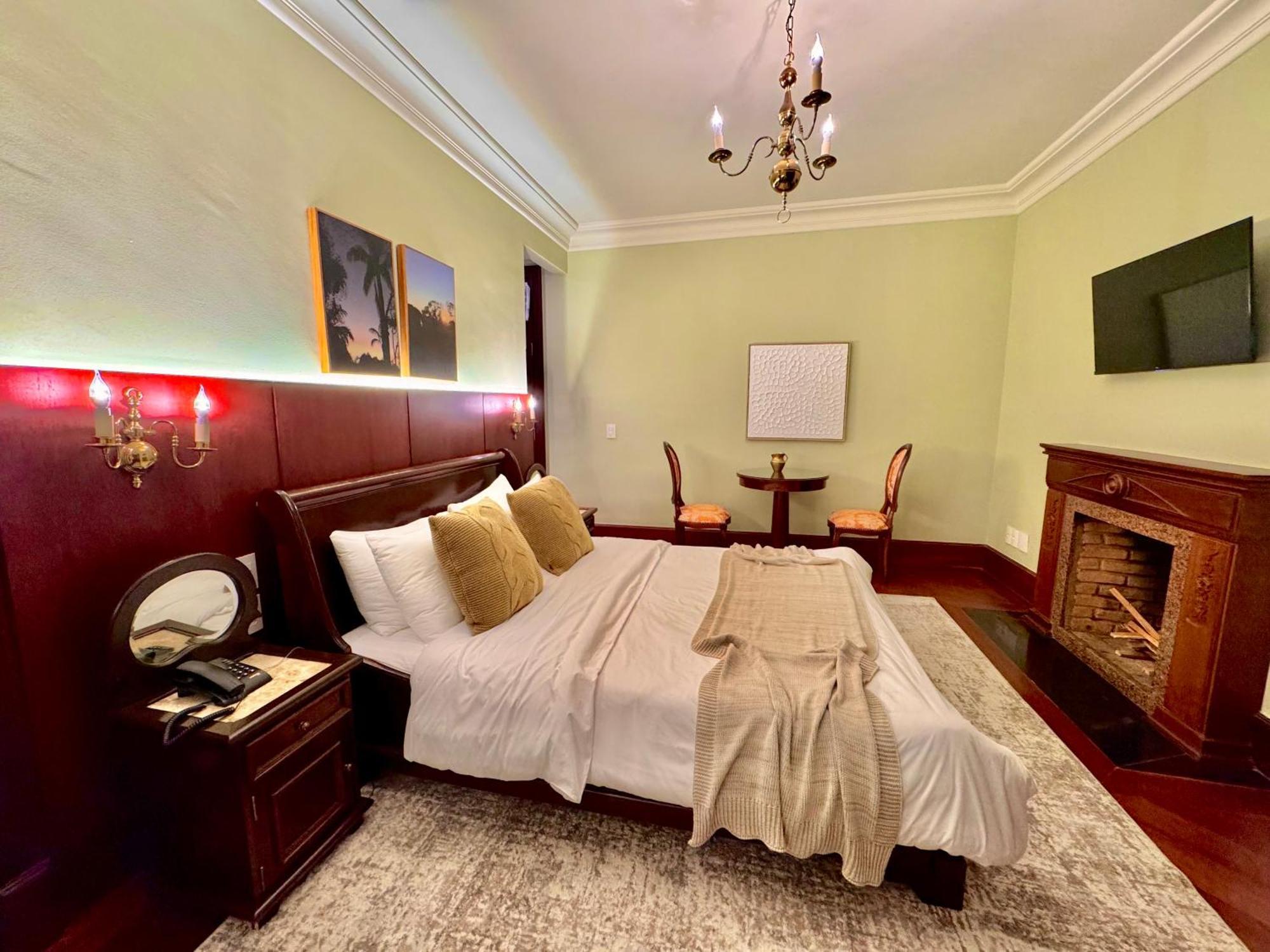 Aroso Paco Hotel 페드라 아줄 외부 사진